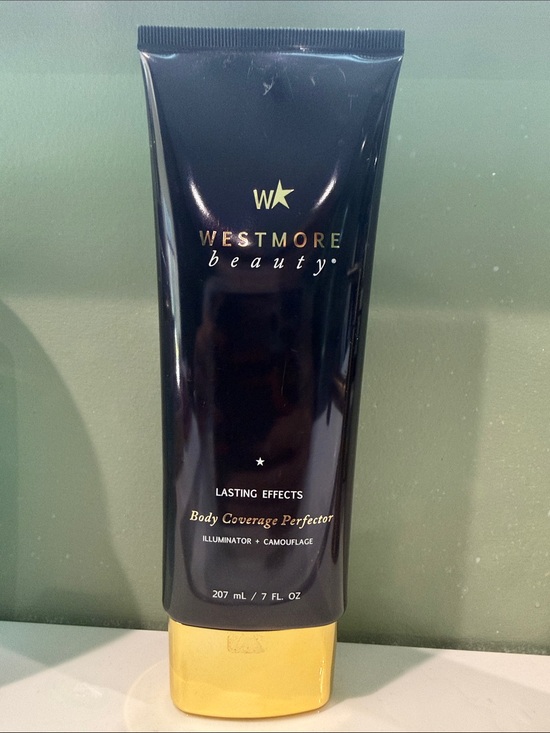 Westmore Beauty Other - Westmore Beauty Lasting Effects Body Coverage Perfector - Black & Gold